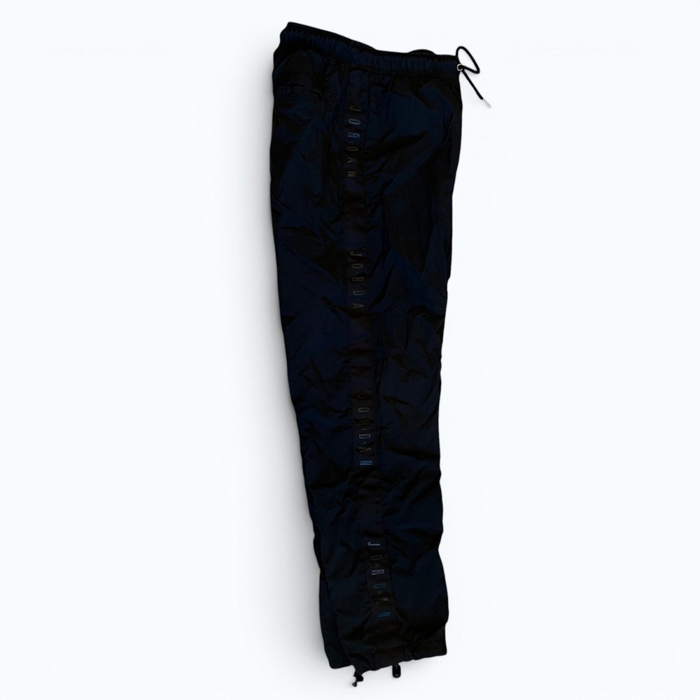 Jordan Essentials Woven Pants Men's Small Black Nylon Mesh Lined Joggers FB7292